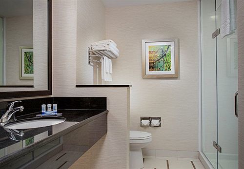 Fairfield Inn & Suites By Marriott Springfield Northampton/Amherst Exteriér fotografie